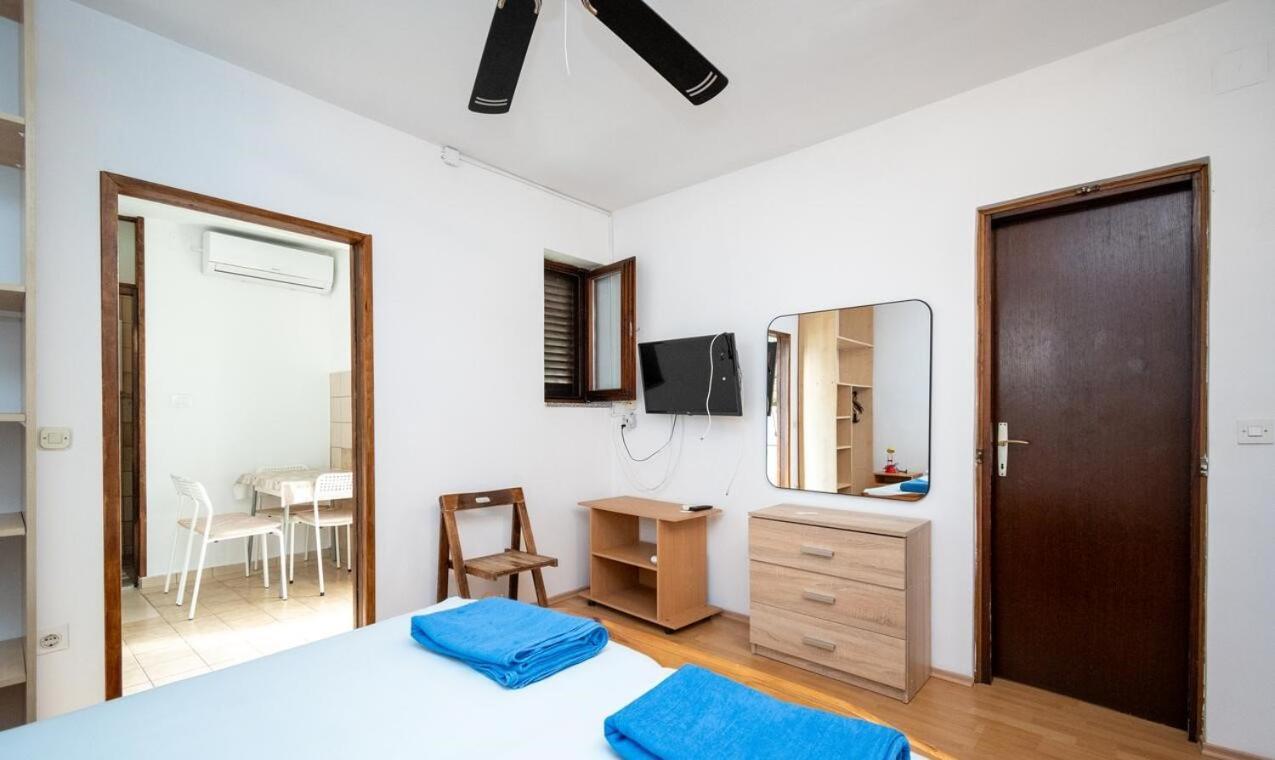 Apartmani Nik Bibinje Exterior photo